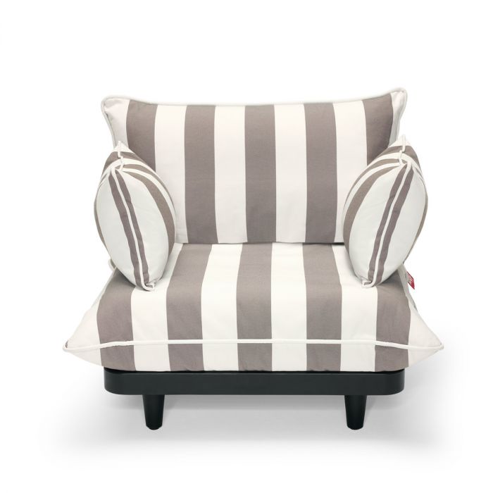 Paletti lounge chair