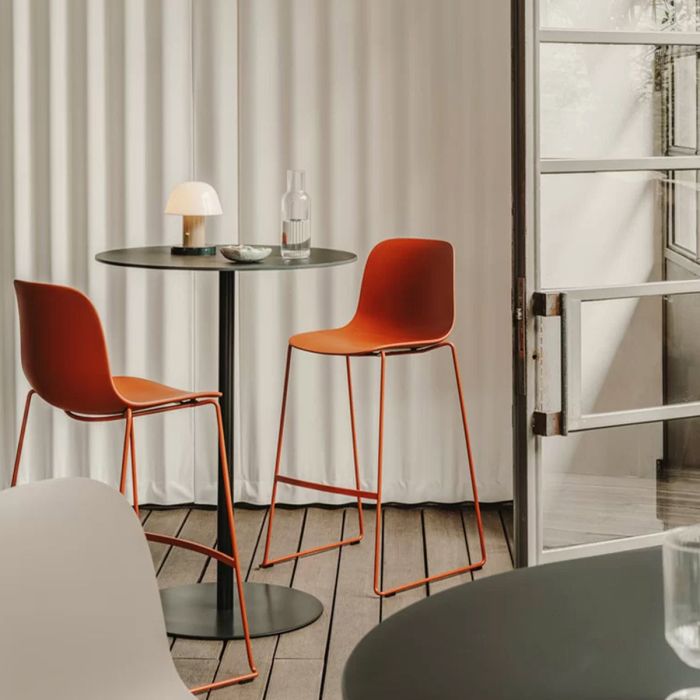 Brio - Table à hauteur variable