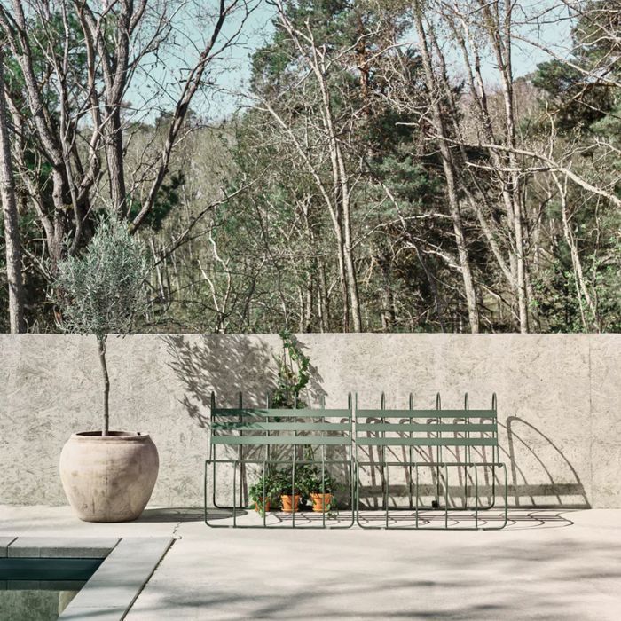 Gardener's Sofa
