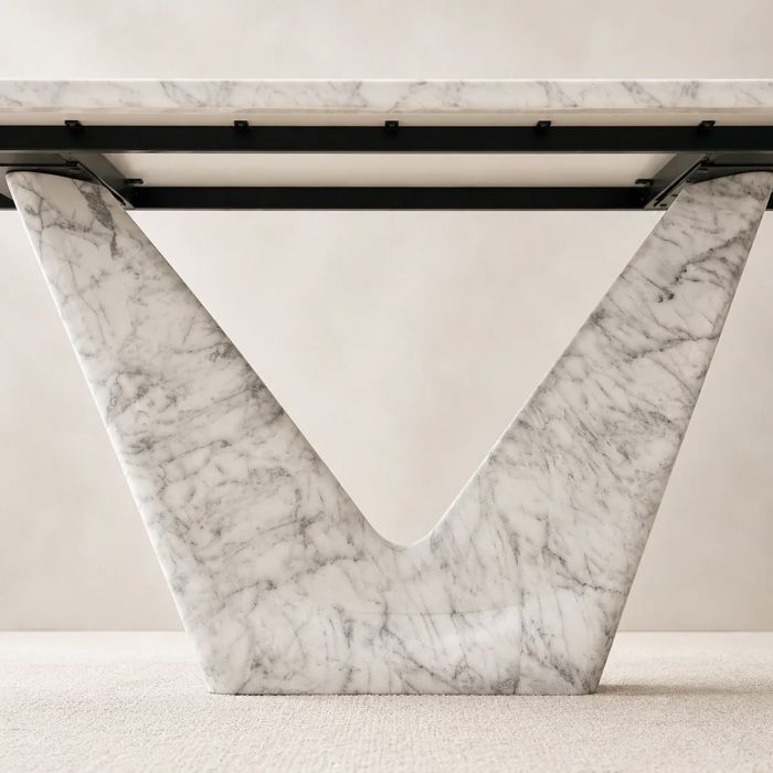 Vittoria Table