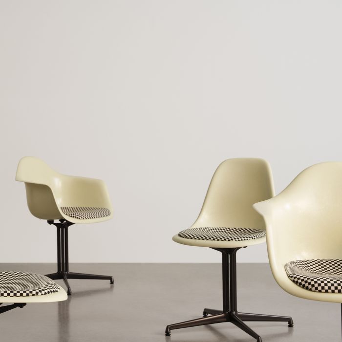 DSL Fiberglass Side Chair - La Fonda base