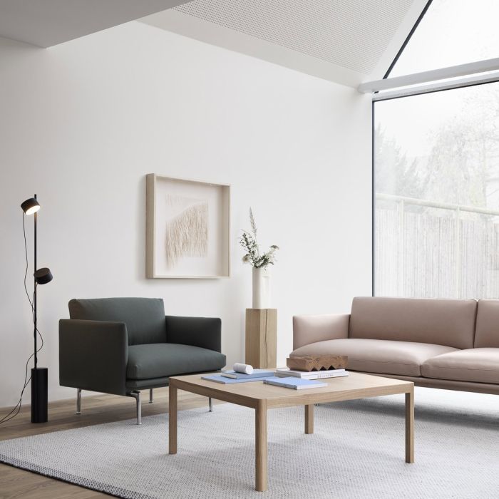 Post Floor Lamp