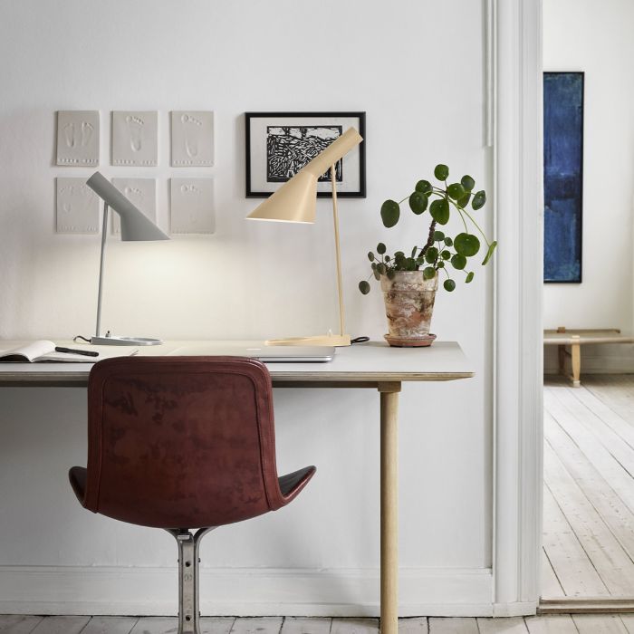Lampe de table AJ