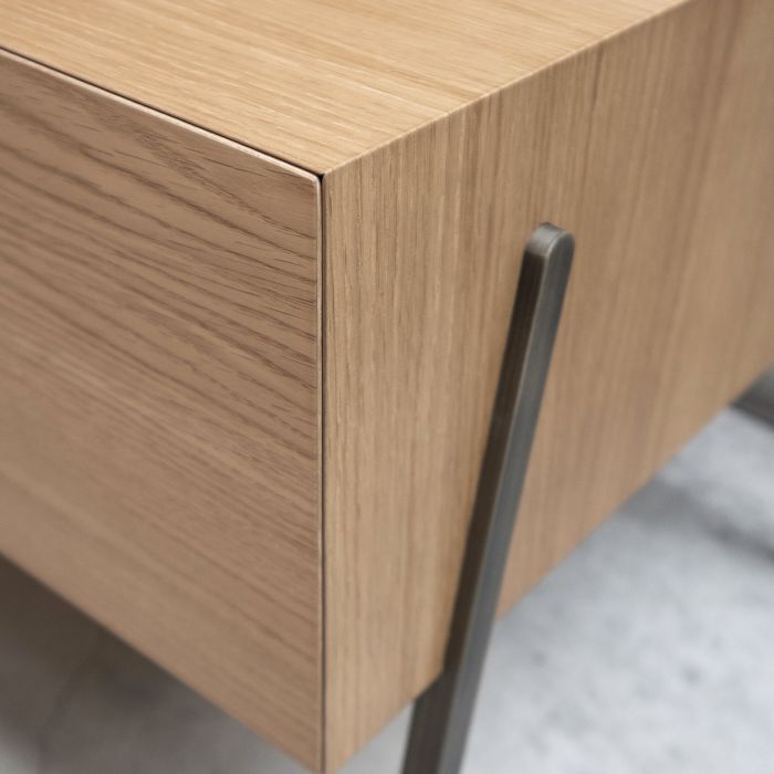 Armoire Into