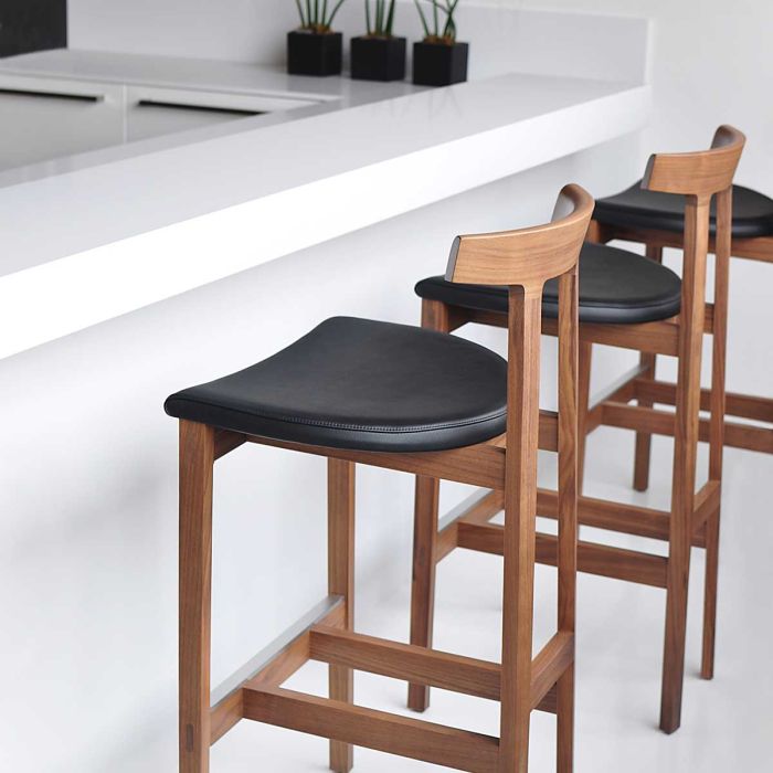 Tabouret de bar Torii