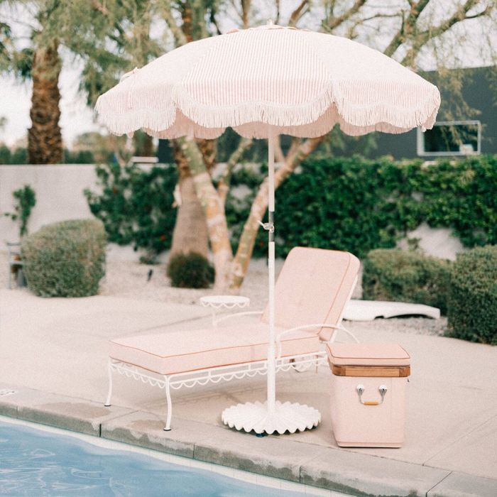 Pied de parasol Camshell base