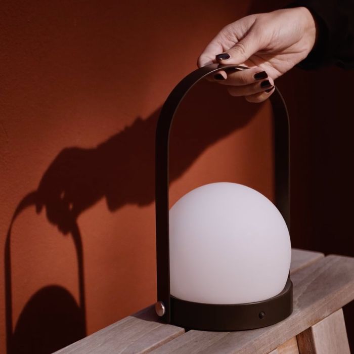 Lampe à poser portable Carrie