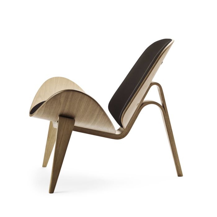 CH07 The shell chair