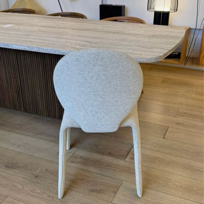 Tara Chaise