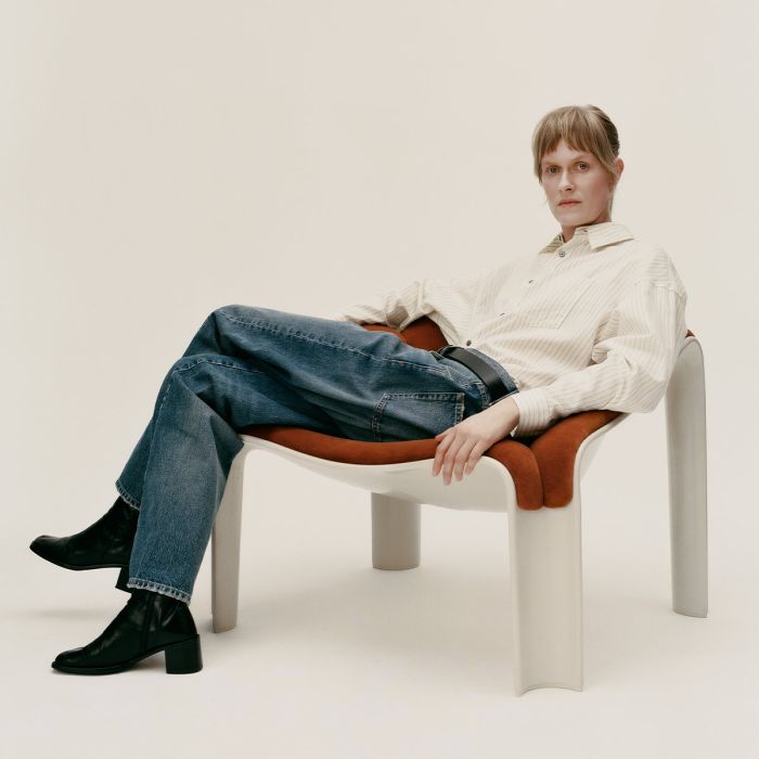 Lounge Chair F300