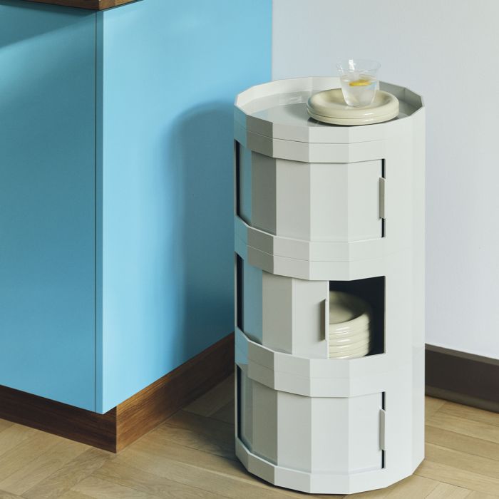 Facet cabinet 30