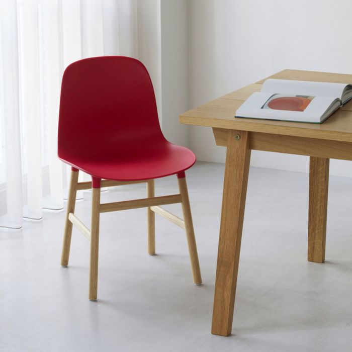 Chaise Form pieds en bois