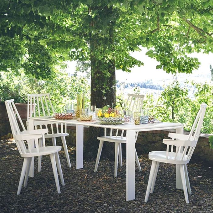 Table Four Outdoor