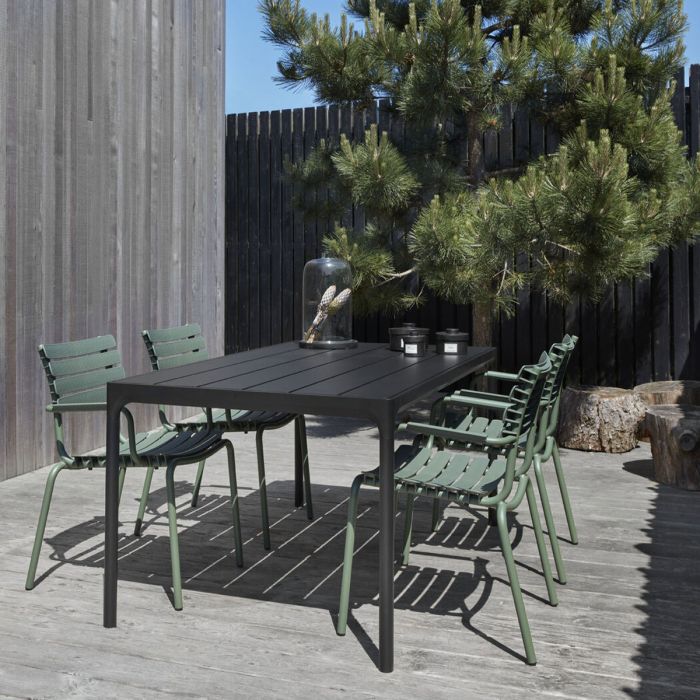 Table Four Dining Outdoor