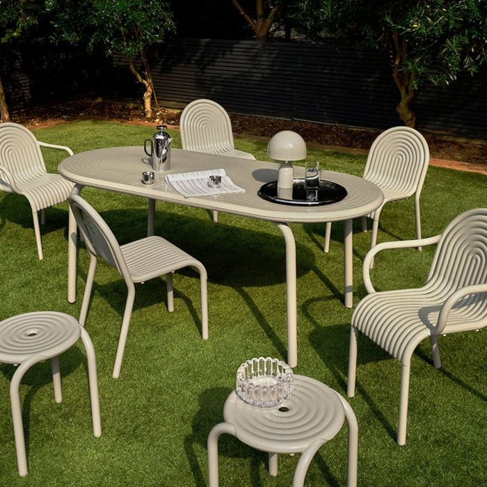 Chaise Groove