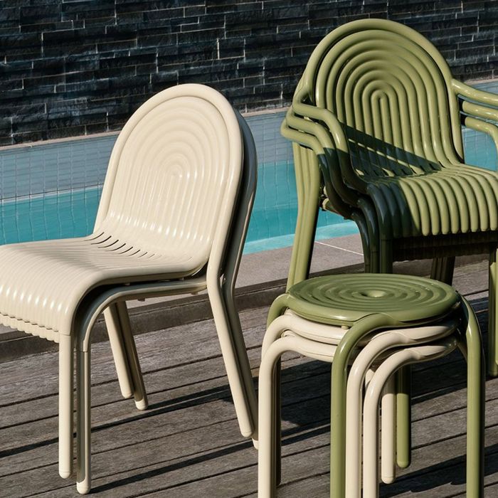 Chaise Groove