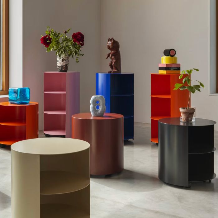 Hide - Pedestal
