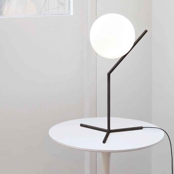 IC T1 Lampe à Poser - Grande