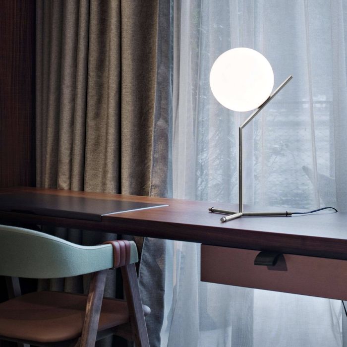 IC T1 Lampe à Poser - Grande