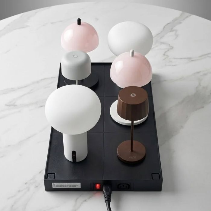 Station de recharge pour 6 lampes