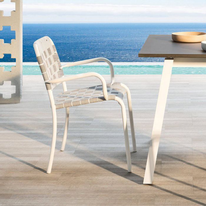 Chaise avec accoudoirs Inout 824