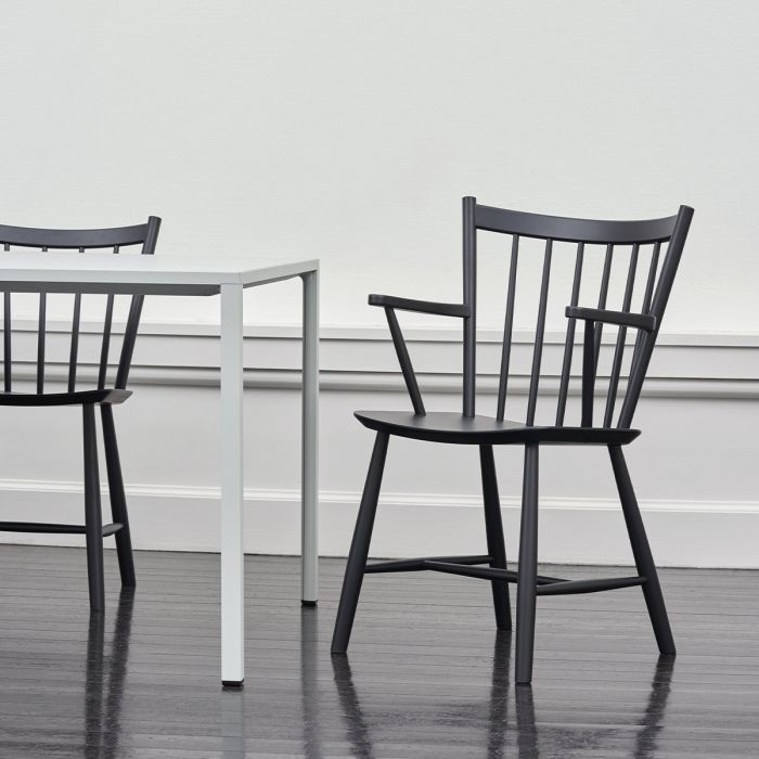 Chaise J42