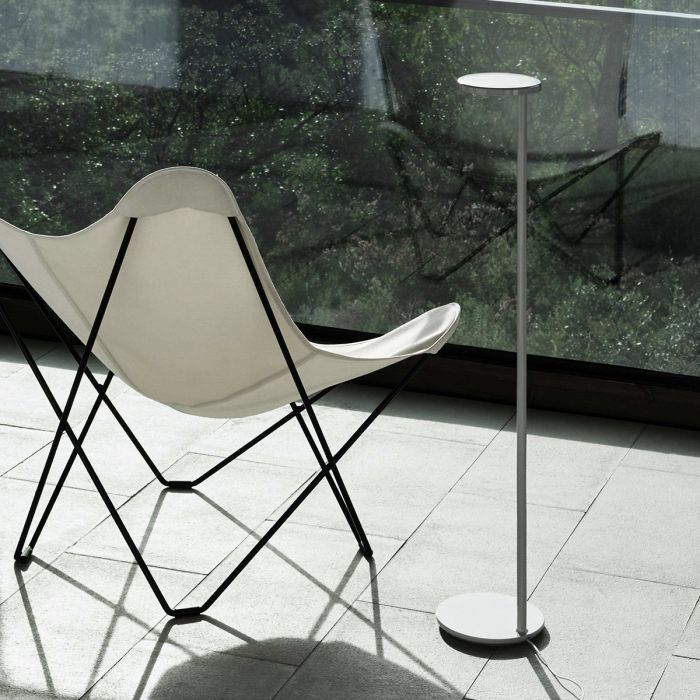 Lampadaire oblique USB-C