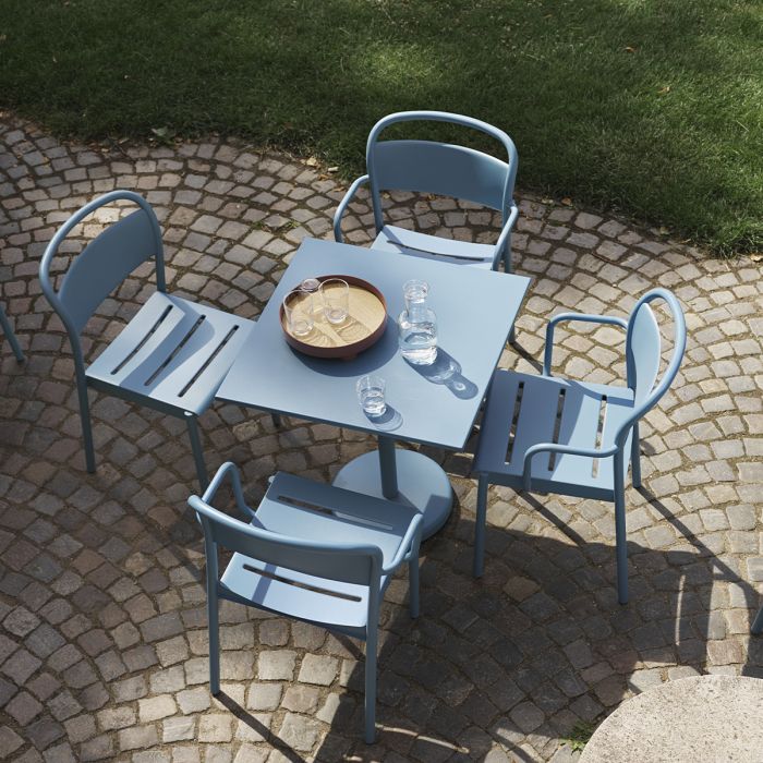 Table Carrée Linear Steel