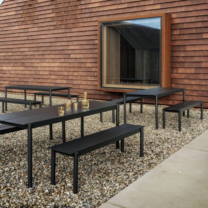 Banc Linear Steel