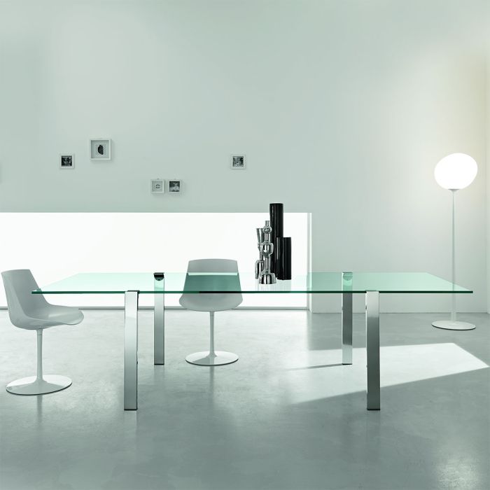 Livingstone Table
