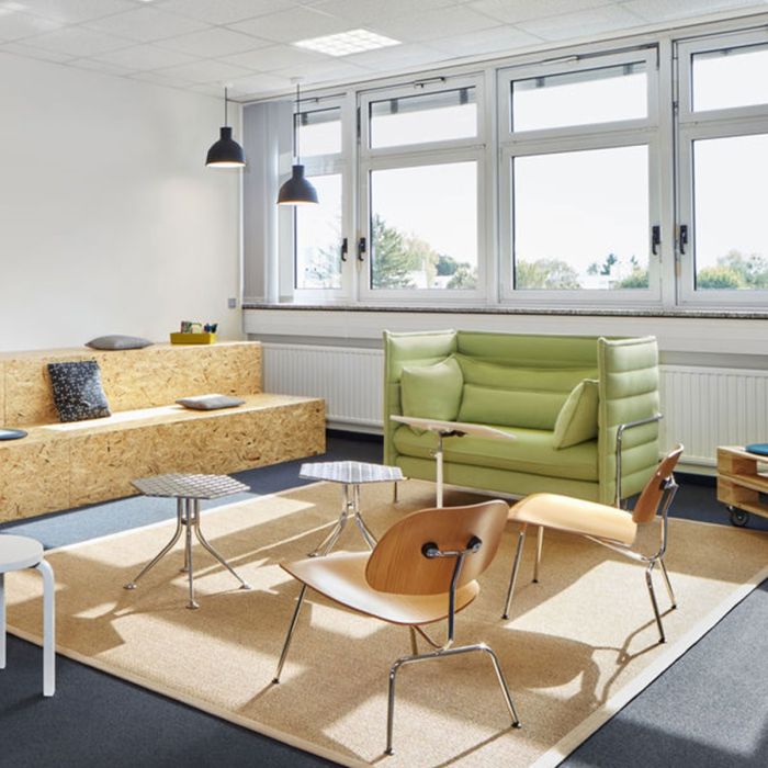 LCM Chaise