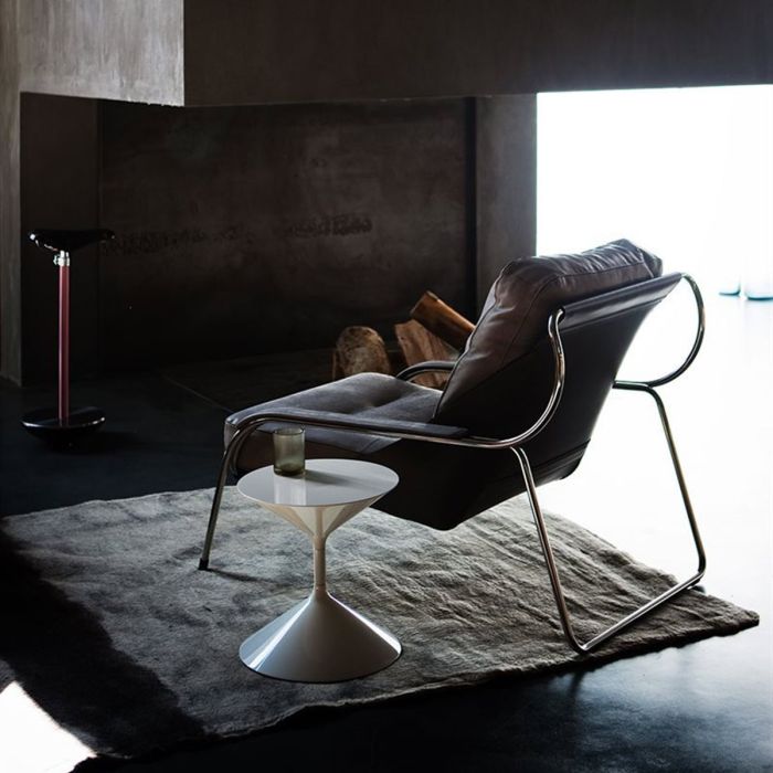 Fauteuil et ottoman Maggiolina