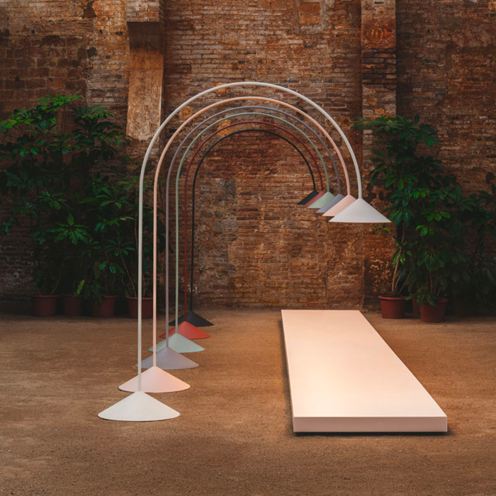 Lampadaire Out