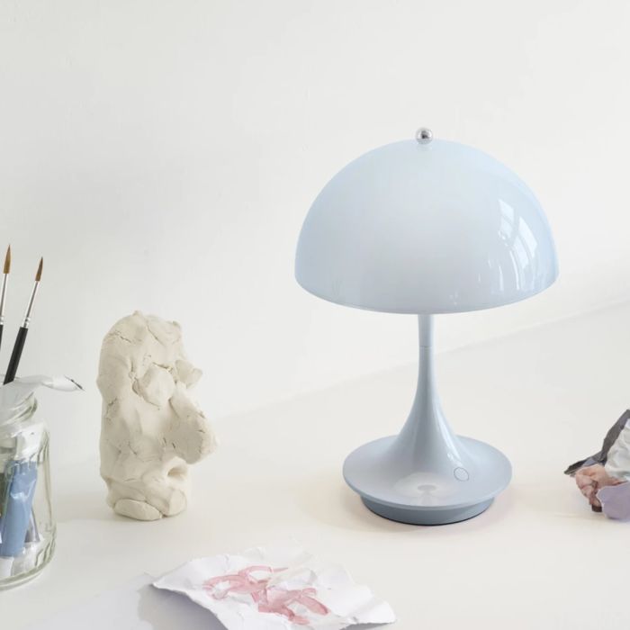 Panthella Portable V2 - Bleu clair (Outlet)
