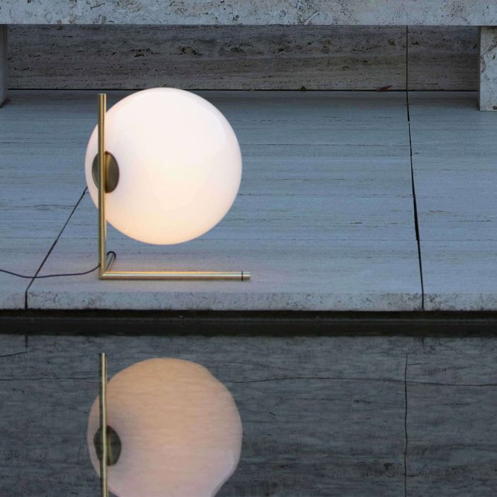 Lampe à poser IC T3 laiton