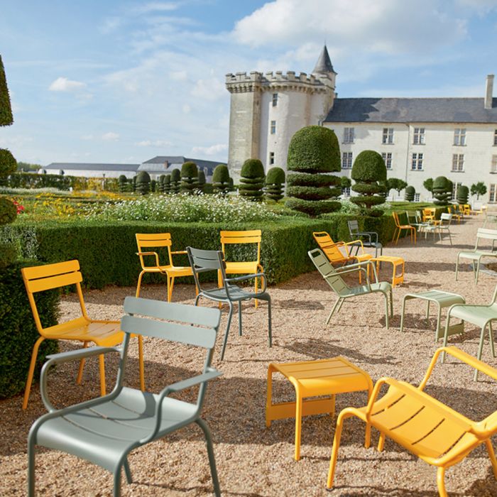 Petite table basse / Repose pieds Luxembourg