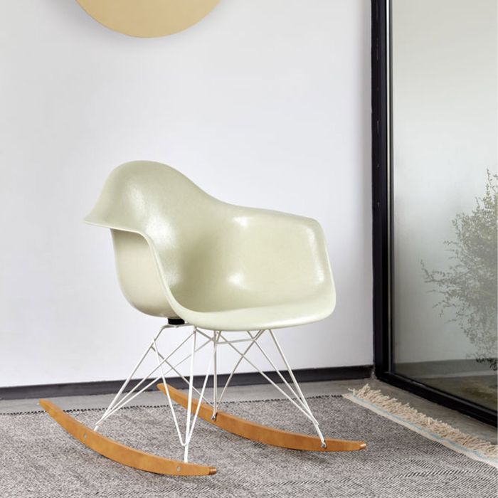 Eames fauteuil fiberglass RAR 
