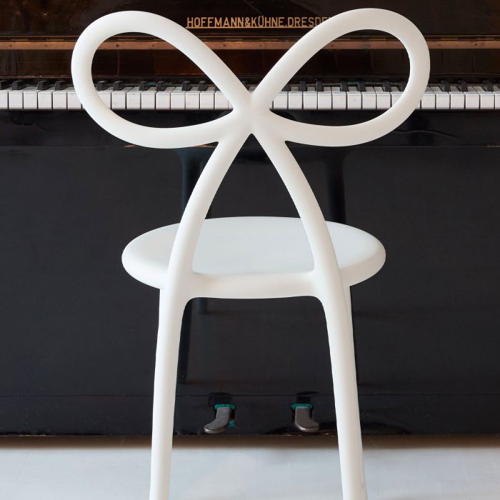 Chaise Ribbon