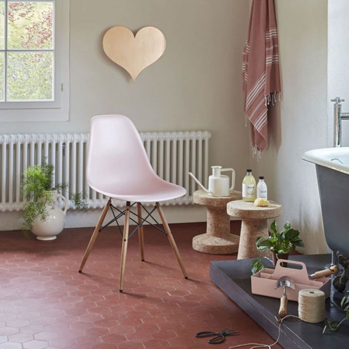 Eames chaise DSW