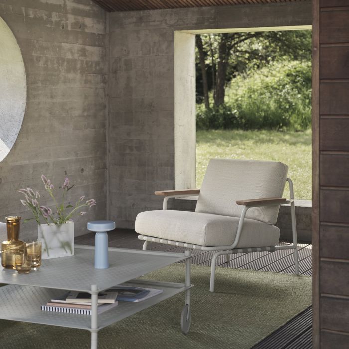 Lounge Chair Settle