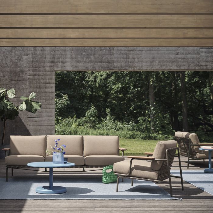 Lounge Chair Settle
