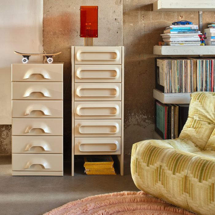 Space armoire