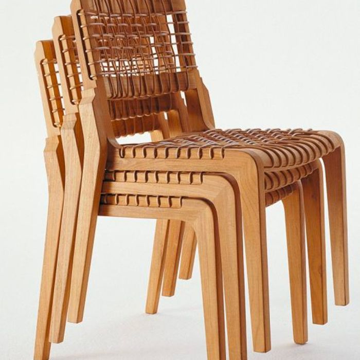 Chaise Synthesis