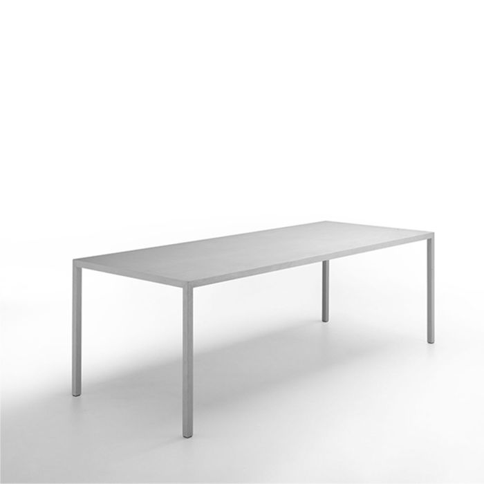 Table Tense - Pierre