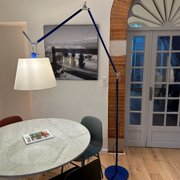 Tolomeo mega bleu - édition Voltex