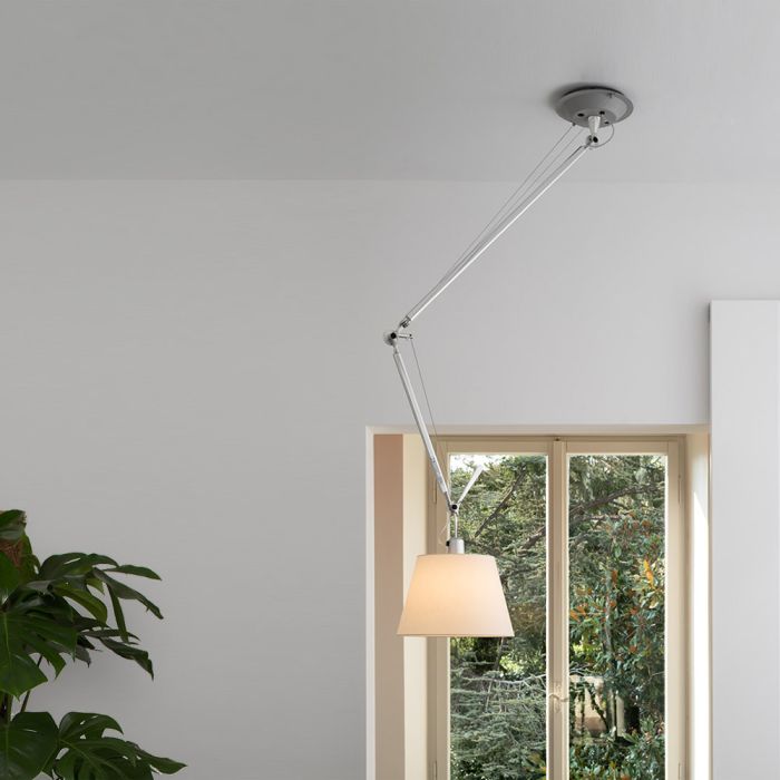 Tolomeo Décentrée