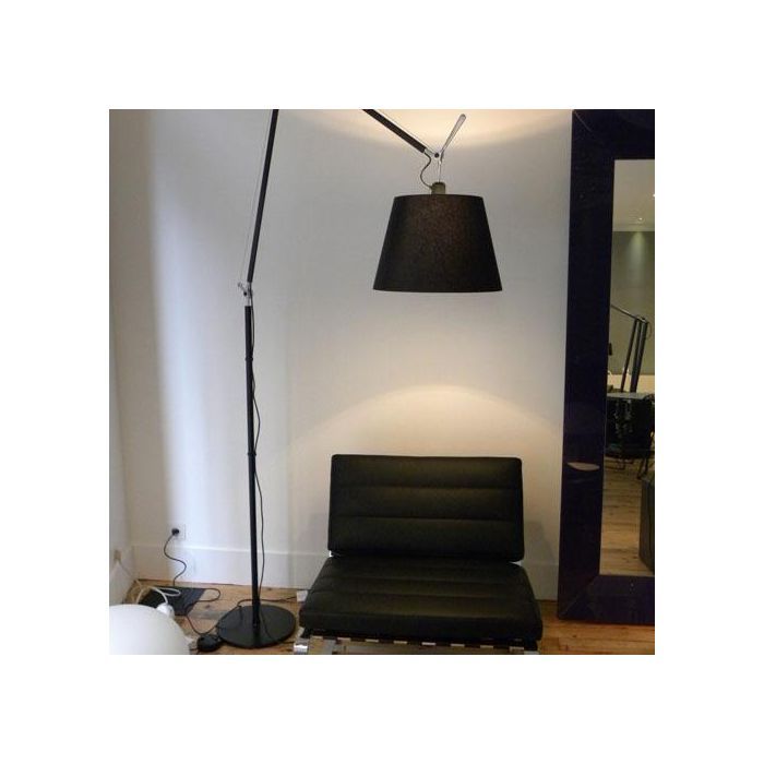 Tolomeo Mega noir 
