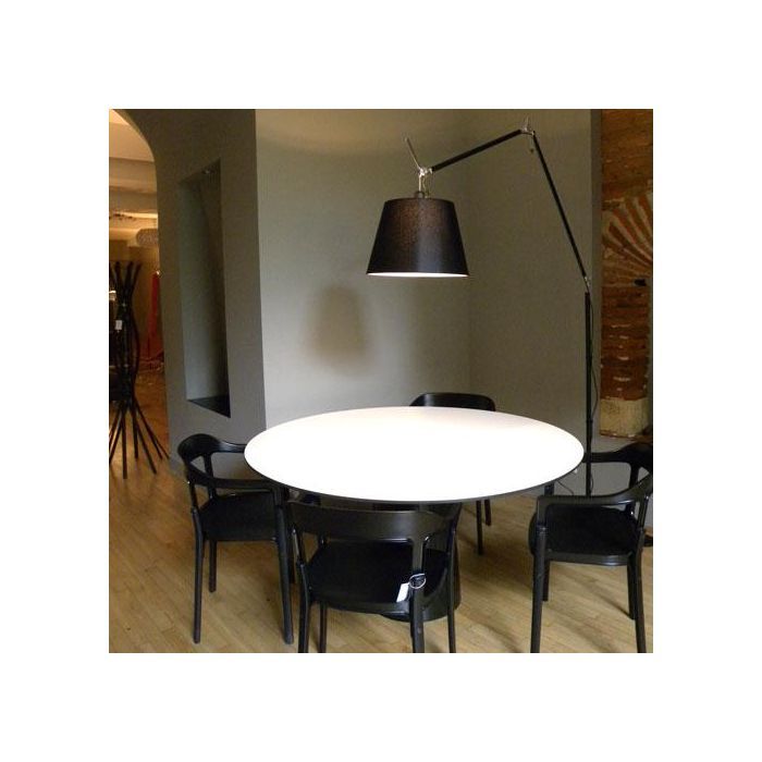 Tolomeo Mega noir 