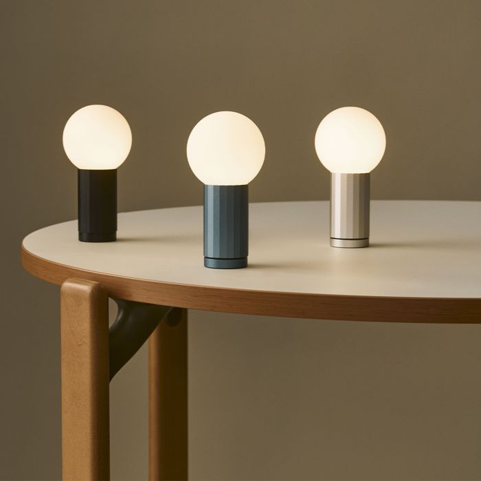 Lampe de table Turn on