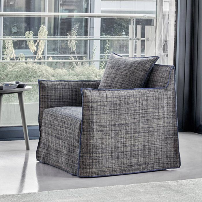 Fauteuil Ghost 05